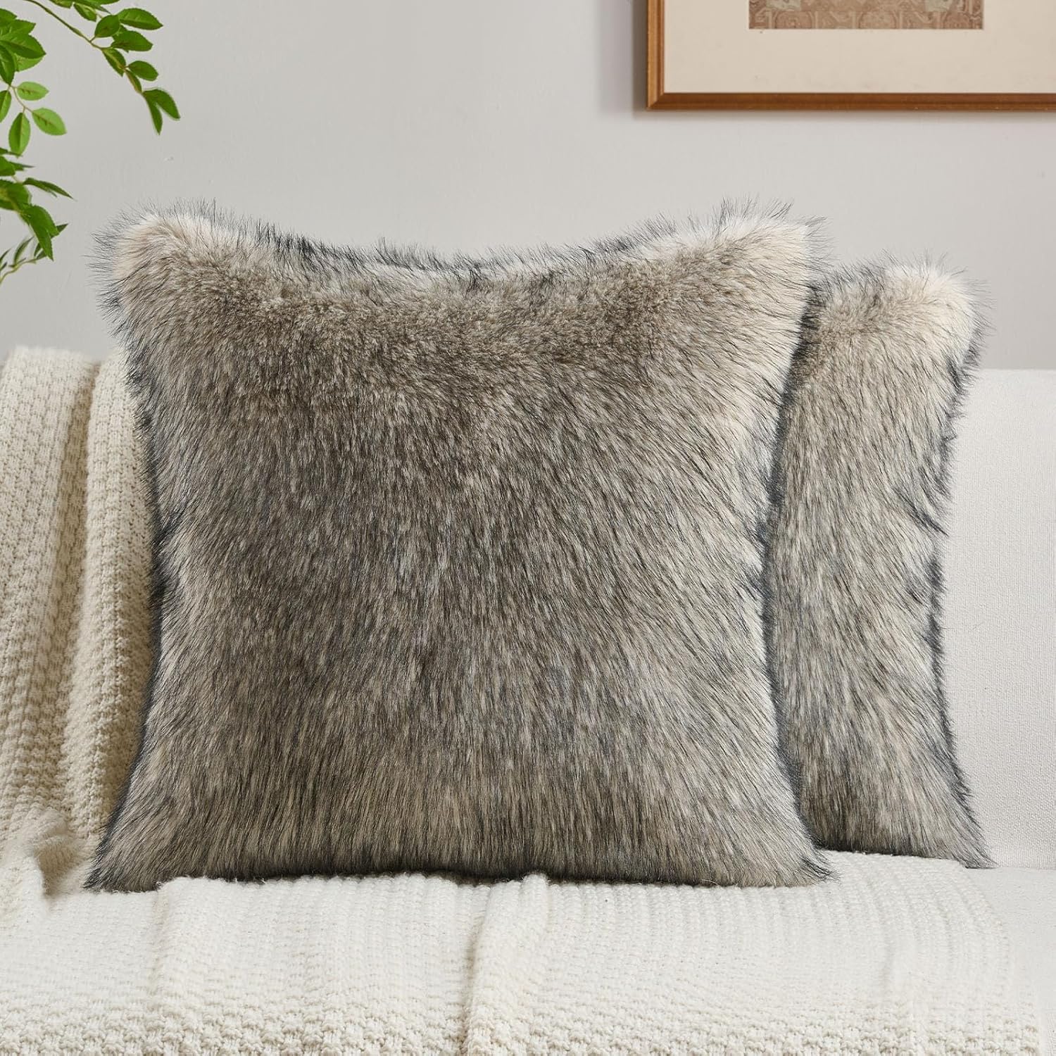 FUTEI Tawny Decorative Throw Pillow Covers 18x18 Inch Set of 2,Soft Faux Raccoon Fur Textured Cushion Case,Modern Home Luxurious Decor for Couch Bed Living Room