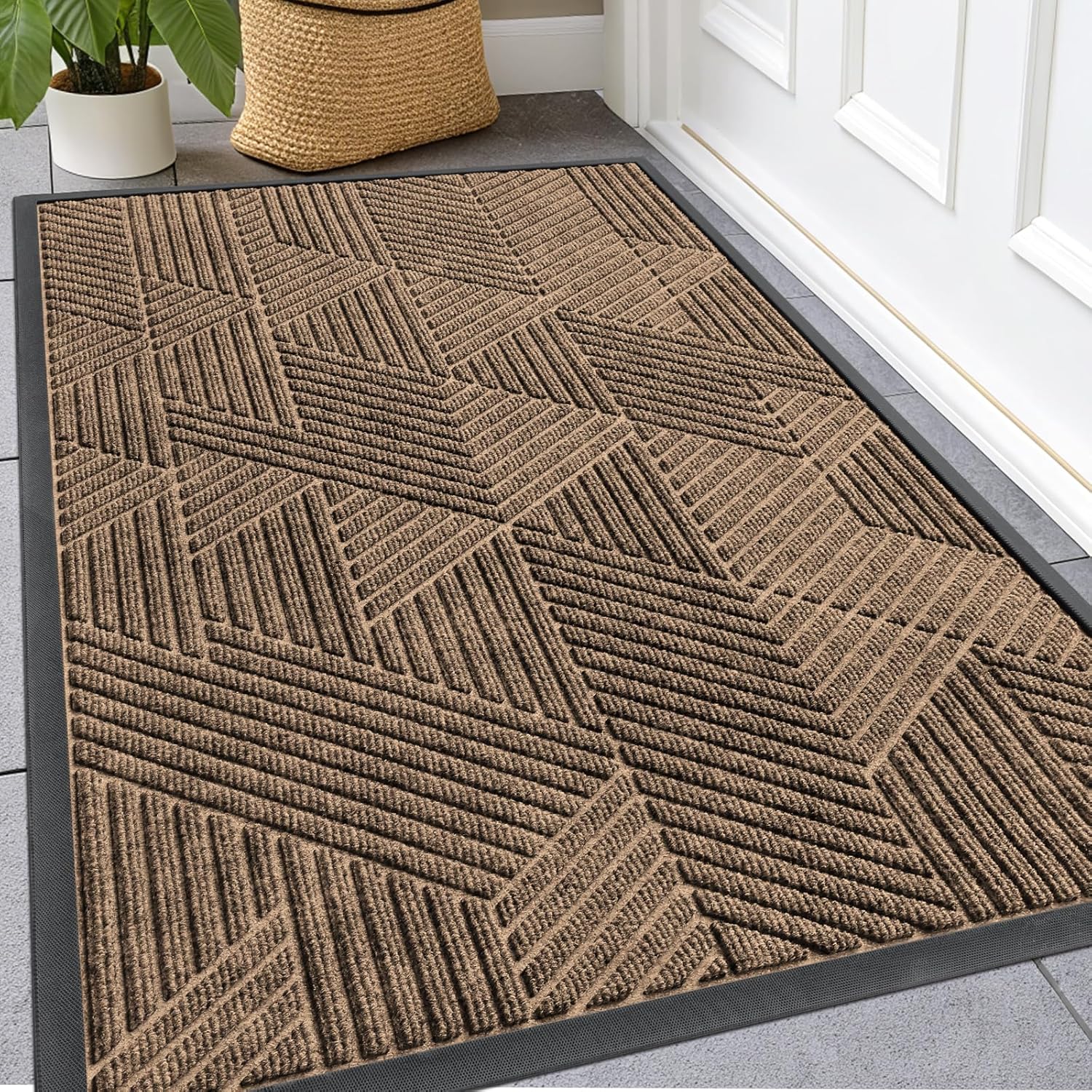 Kitinjoy Front Door Mat Outside Entrance, Sturdy Natural Dirt Trapper, Heavy Duty Rubber Doormat, Low Profile Non-Slip Backing, Easy Clean Floor Mat for Indoor Outdoor Entry, 47X32 Inch, Brown